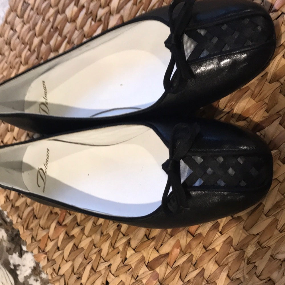Vintage never worn black flats